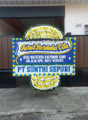 Papan Bunga Duka di Huamual