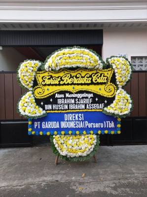Papan Bunga Duka di Huamual