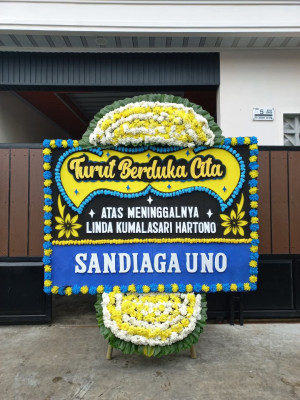 Papan Bunga Duka di Huamual