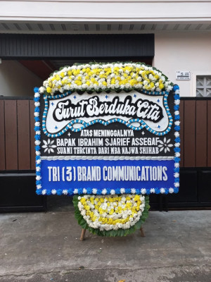 Papan Bunga Duka di Huamual